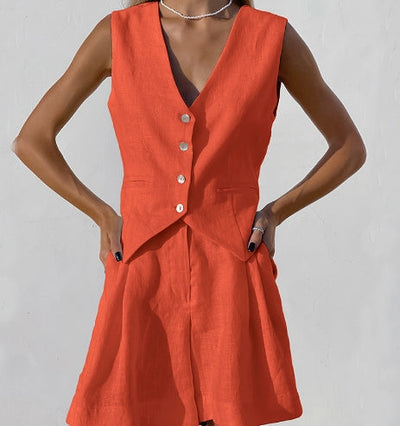 Todelt -ensemble med vest