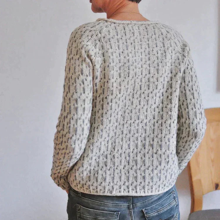 Olyvia - elegant grå sweater med bådudskæring