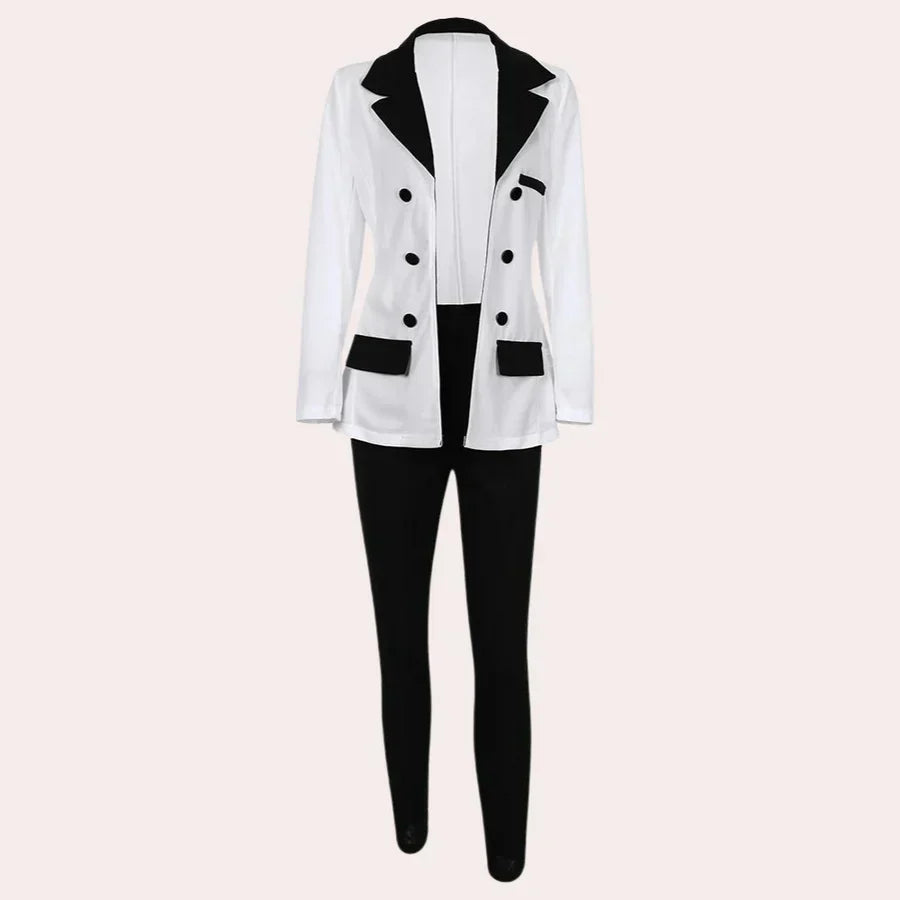 Jena - elegant 2-delt sæt til kvinder i et moderne-klassisk design