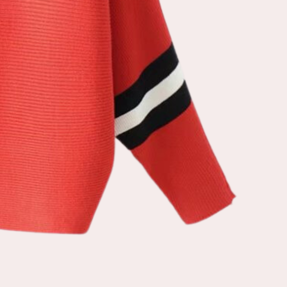 Karine - moderigtig dametrøje med elegante, minimalistiske striber