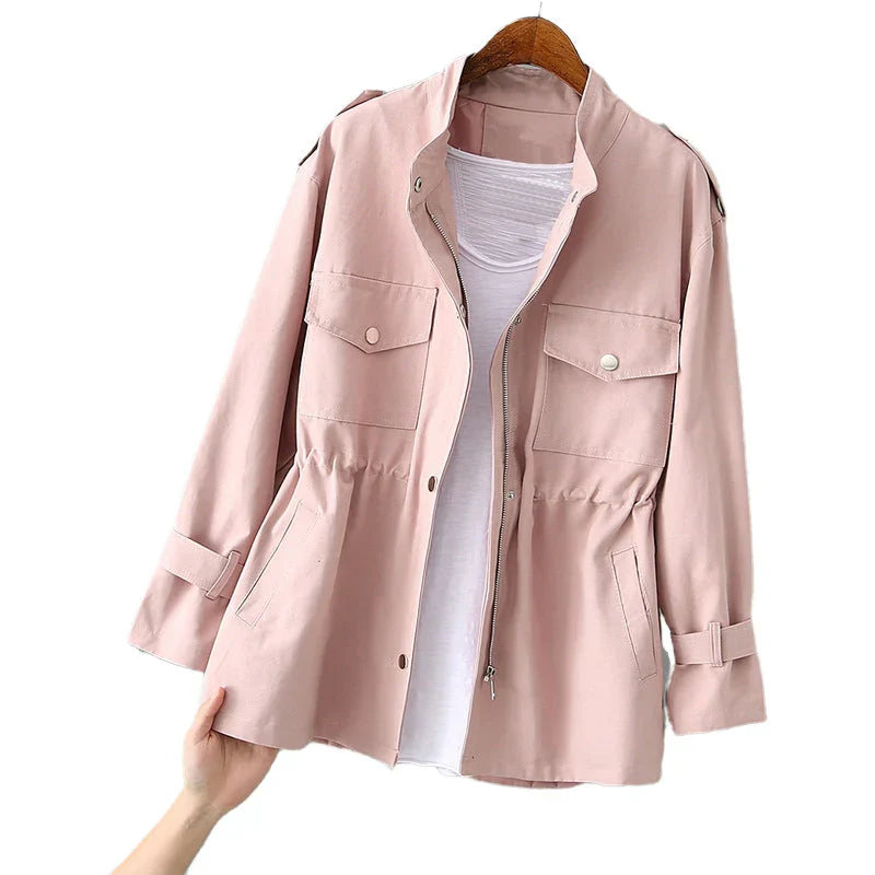 Mira – utilityjakke med snøre i taljen og flere lommer