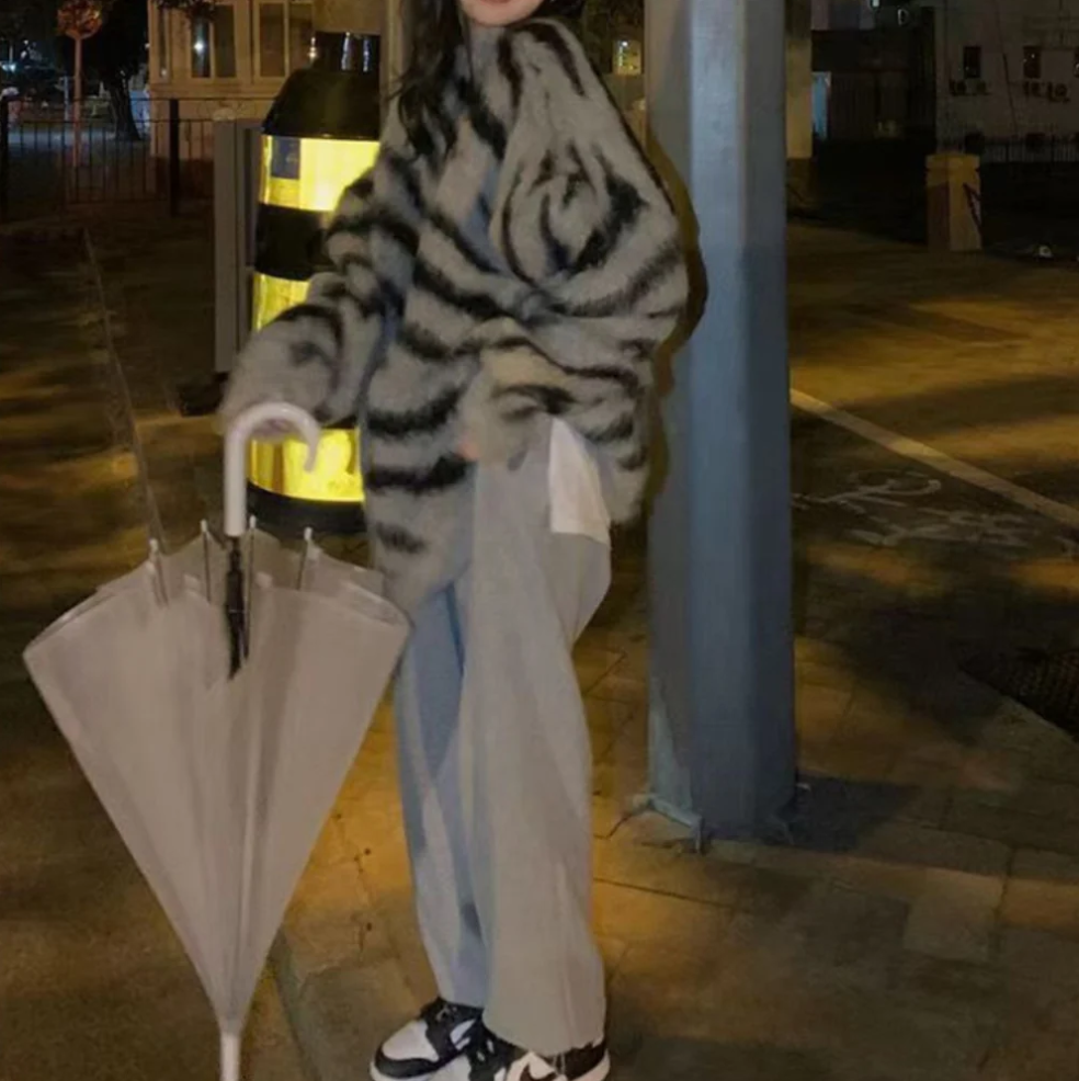 Hedvige - blød, fluffy sweater til kvinder