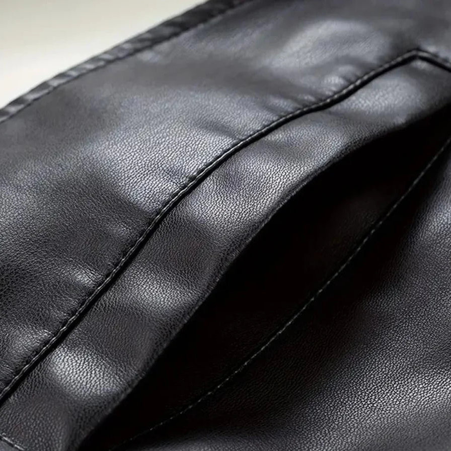 Moderne jakke med lynlås til mænd