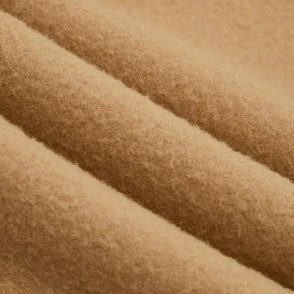 Ludek – herre-hættetrøje med lynlås og vinger