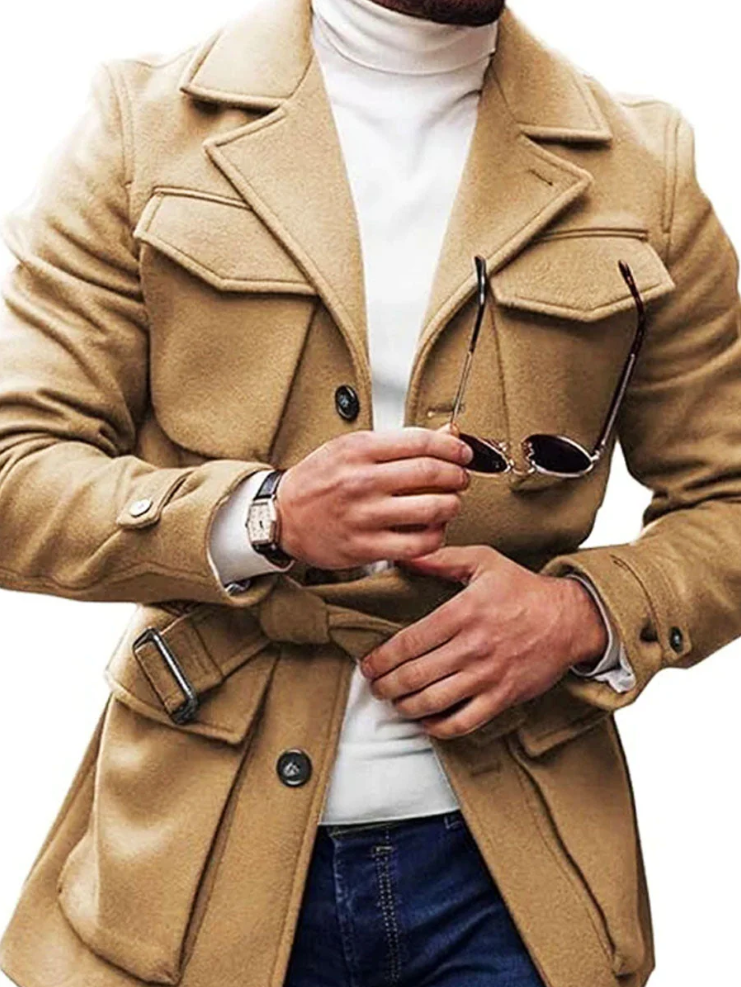 Herre uldfrakke med flere lommer og snørelukning