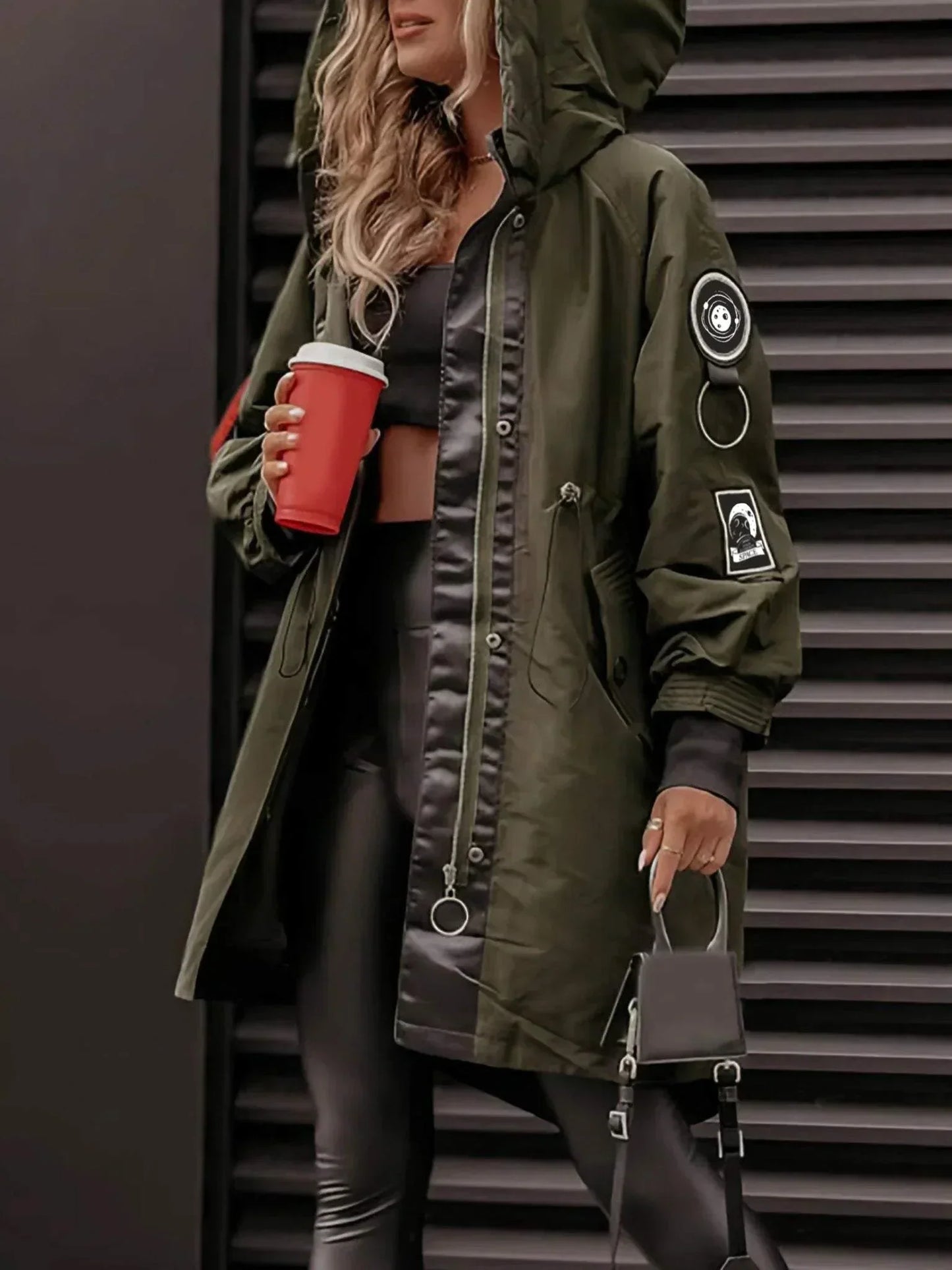 Raina - noble jack tager hætte på