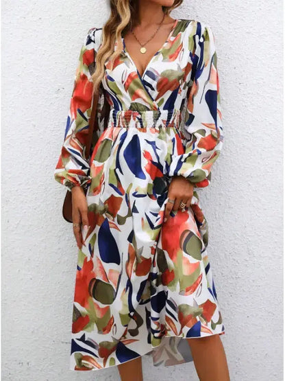 Emily – elegant langærmet midikjole med geometrisk print