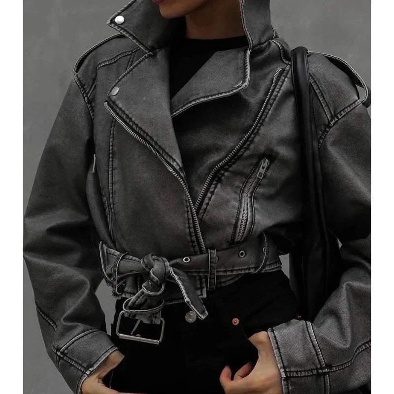 Vegansk bikerjakke til kvinder med bælte og lynlås