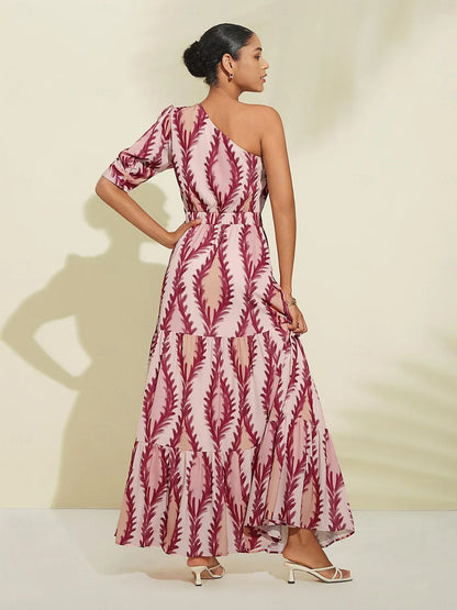 Jasmine – sexet en-skulder-maxikleid i rosa