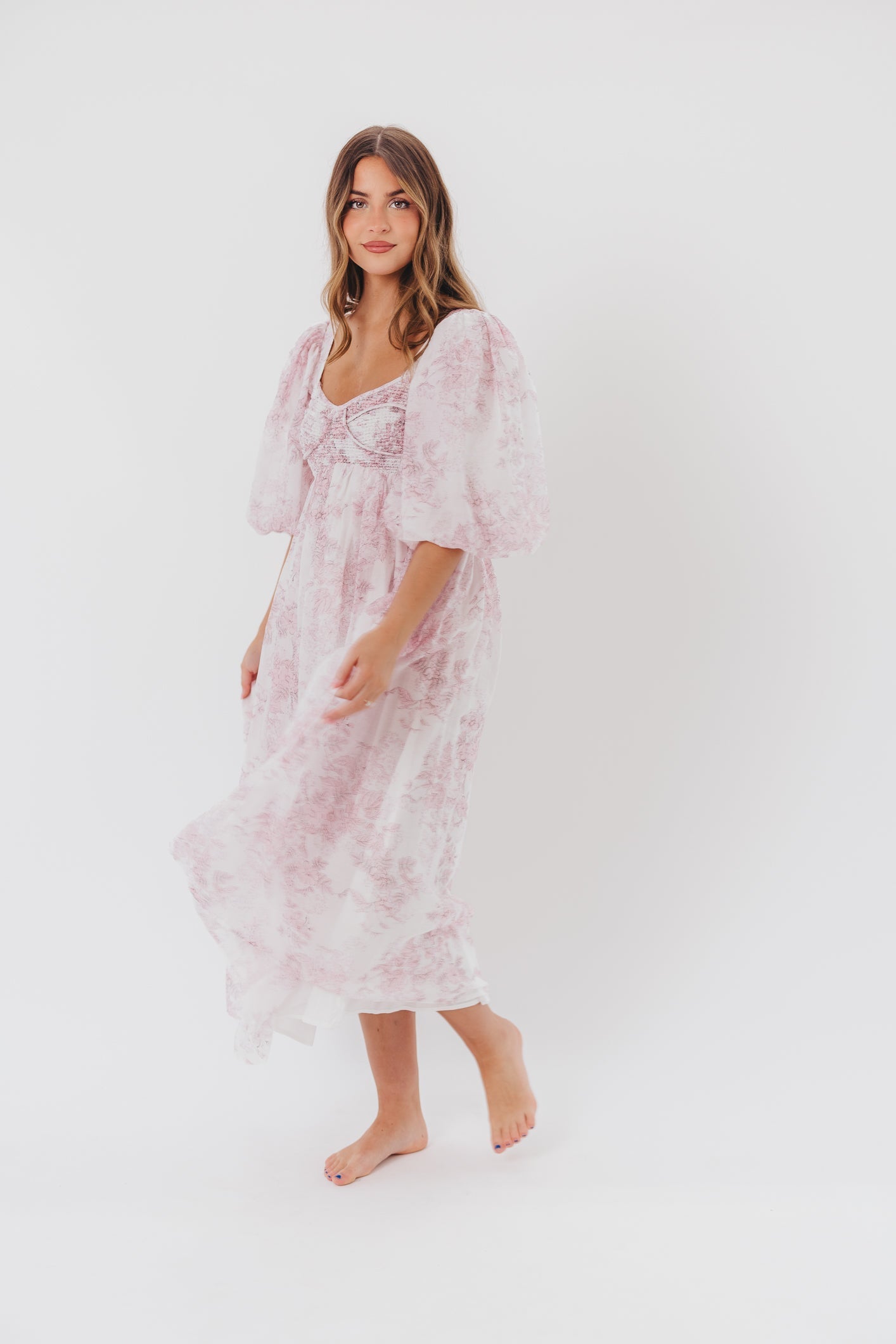 Harlow midi-kjole i lyserød blomstret - bump friendly & Inclusive sizing (S-3XL)