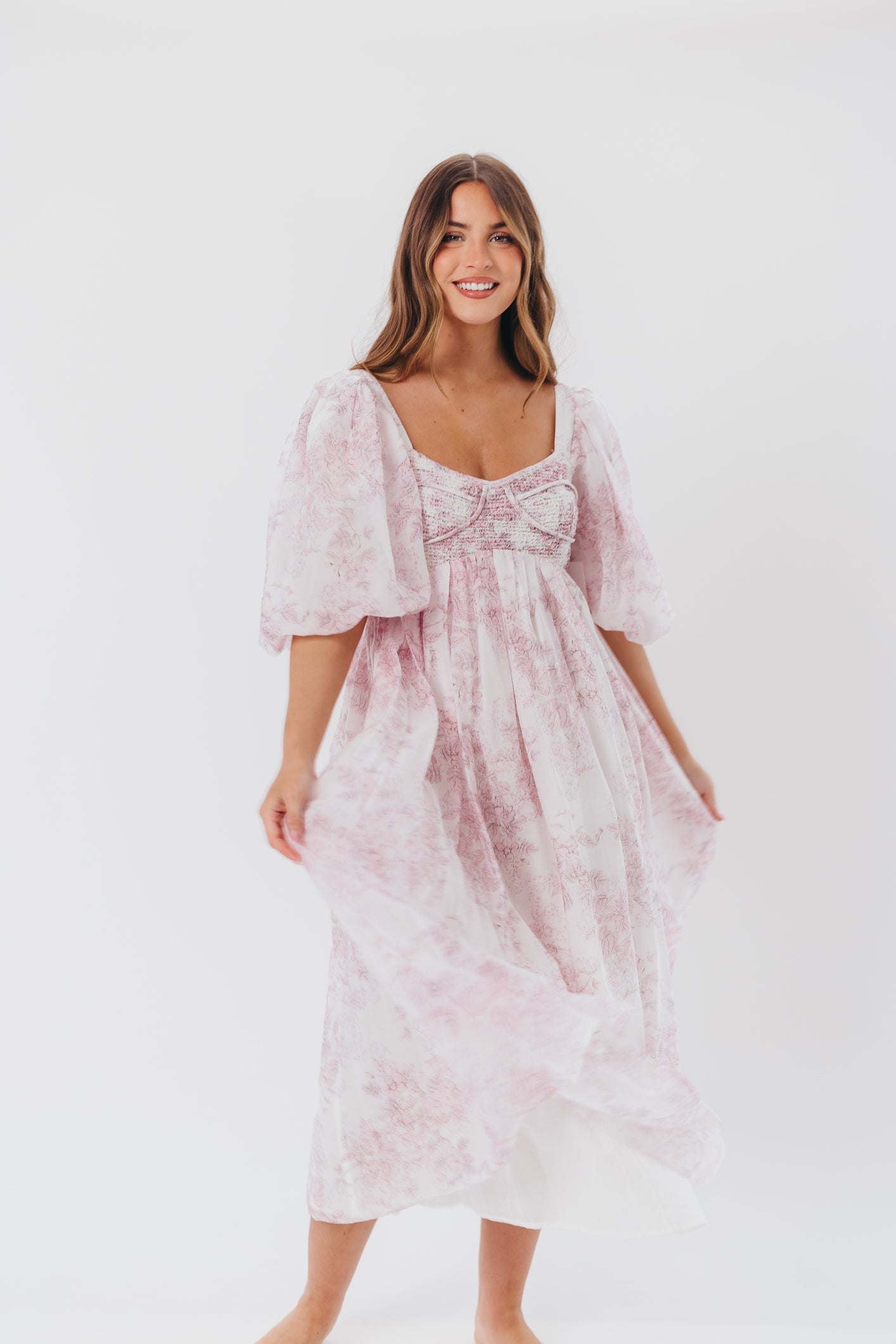 Harlow midi-kjole i lyserød blomstret - bump friendly & Inclusive sizing (S-3XL)