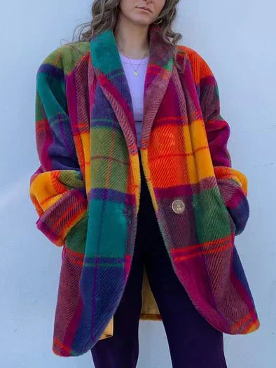 Oversized ternet damejakke farverigt design