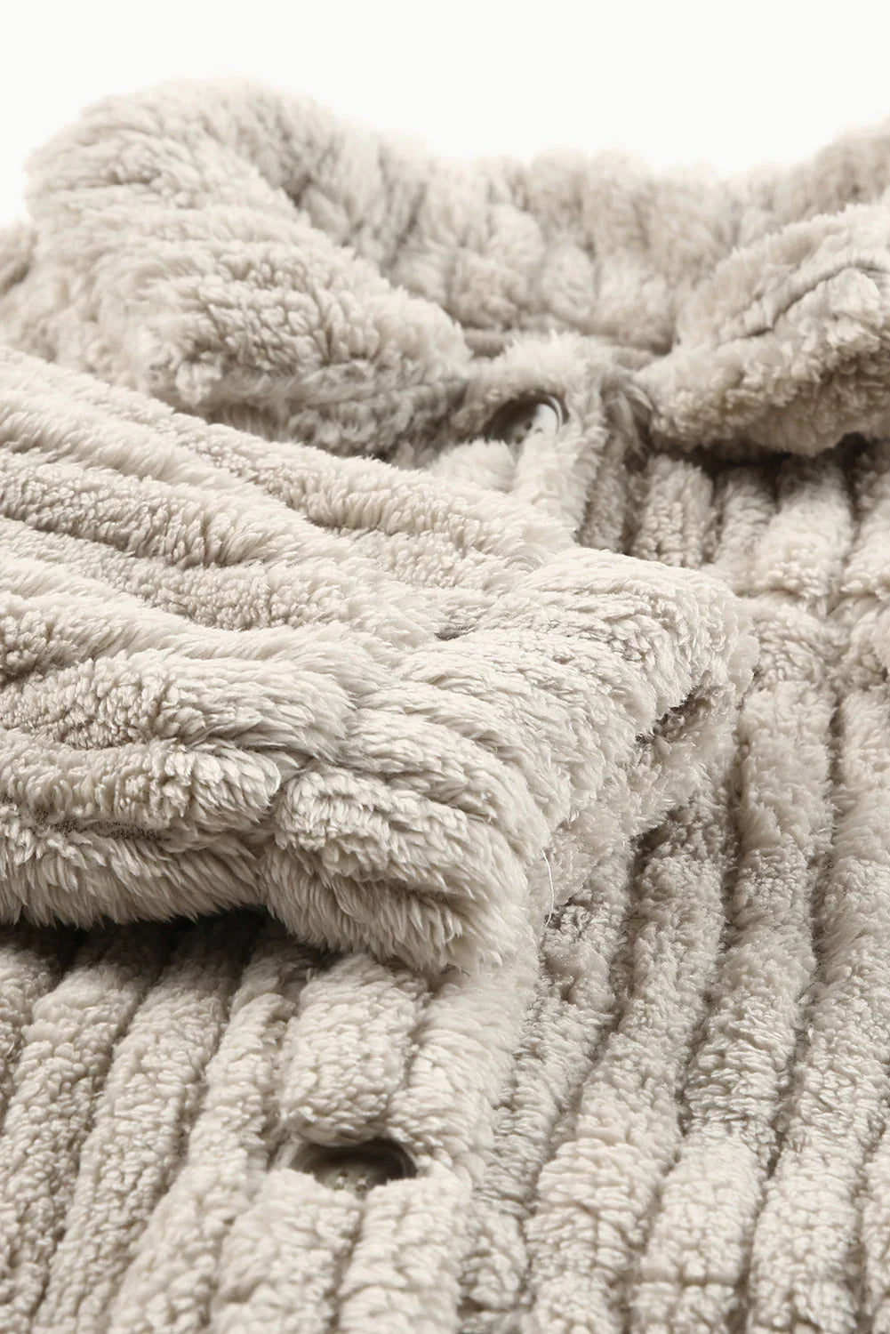 Enkel fleecejakke med knaplukning