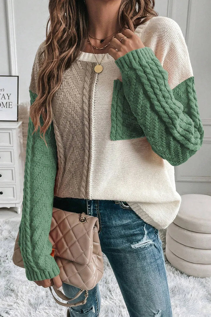 Trendy sweater med rund hals og farveblokke til vinter