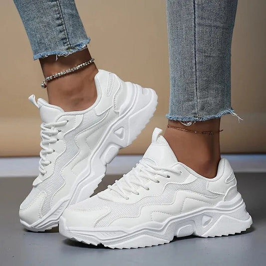 Emmeline - alsidige hvide sneakers til kvinder