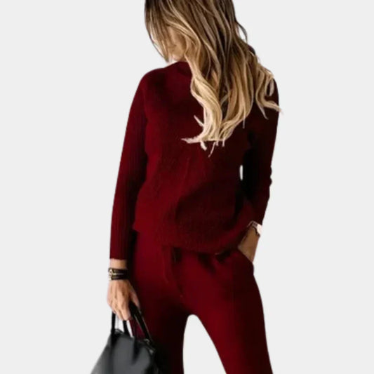 Chic todelt strikket dameoutfit
