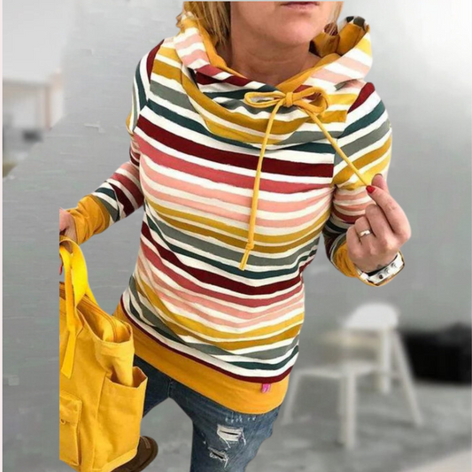 Sanias - trendy stribet dametrøje for et moderigtigt look