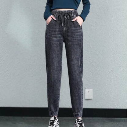 Lucrezia - trendy, afslappede damejeans med justerbar taljesnor for en perfekt pasform