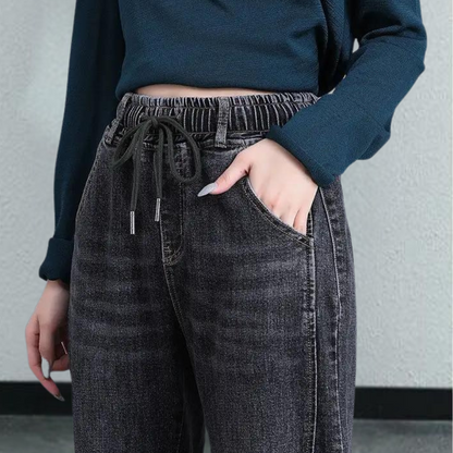 Lucrezia - trendy, afslappede damejeans med justerbar taljesnor for en perfekt pasform