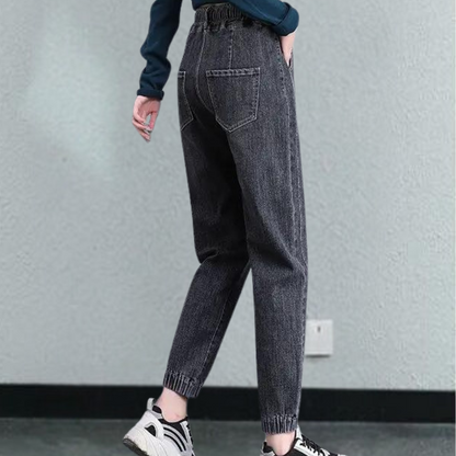Lucrezia - trendy, afslappede damejeans med justerbar taljesnor for en perfekt pasform