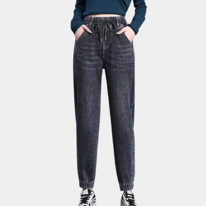 Lucrezia - trendy, afslappede damejeans med justerbar taljesnor for en perfekt pasform