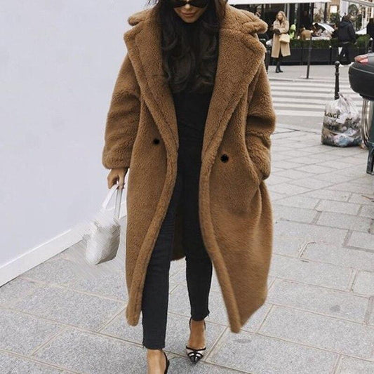 Lang faux fur-jakke til kolde dage - Askepot