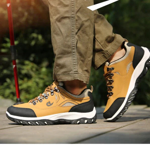 Arvid – åndbare vandresko med stødabsorberende såler