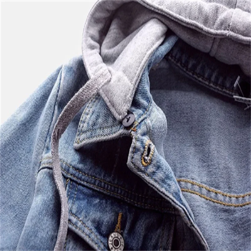 Denim damejakke med aftagelig hætte