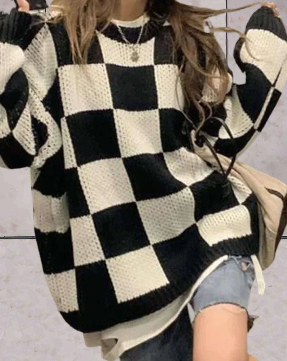 Delilah - strikket sweater til kvinder med ternet mønster