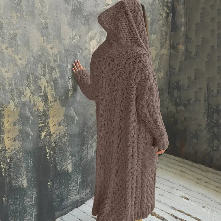 Anahi - varm og strikket cardigan