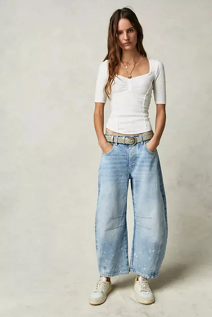 Vidtskårne jeans til kvinder i en afslappet stil til vinteren