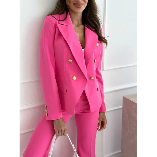 Helena – dobbeltradet blazer med skræddersyet snit og reverskrave