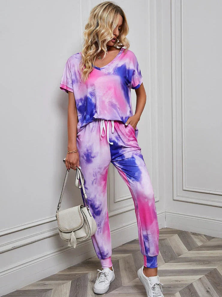 Ibo | Sæt bestående af skjorte og bukser i et tie-dye mønster i pink og blå