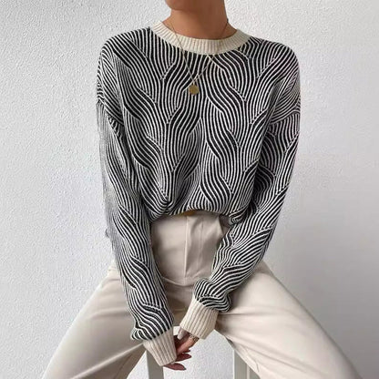 Varm damestrikket sweater med rullekrave