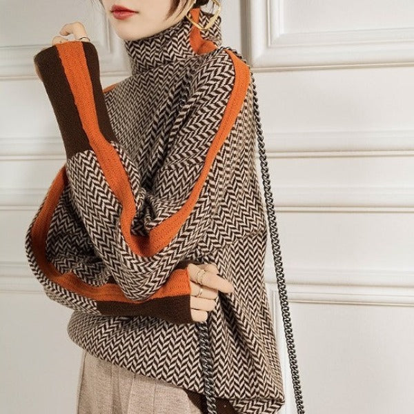 Malou – højhalset sweater med markante striber