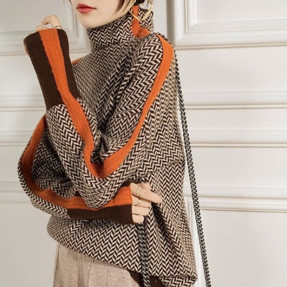 Malou – højhalset sweater med markante striber