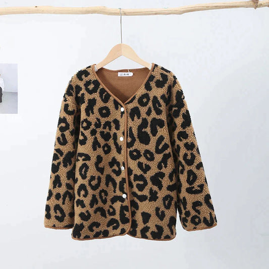 Leopardfrost - stilfuld vinterfrakke med leopardmotiv til modige kvinder