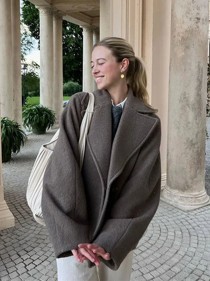 Wanda - elegant damefrakke med omvendt overtøj