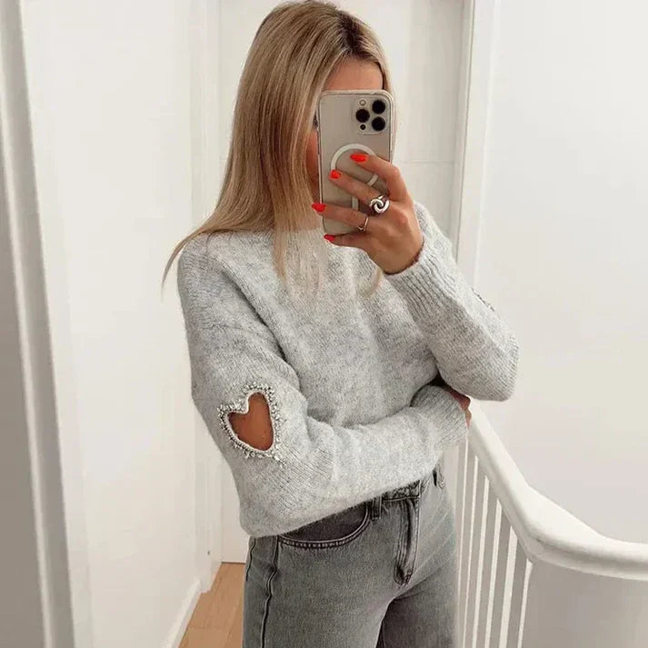Pullover i moderigtigt hjerte-hals design til kvinder