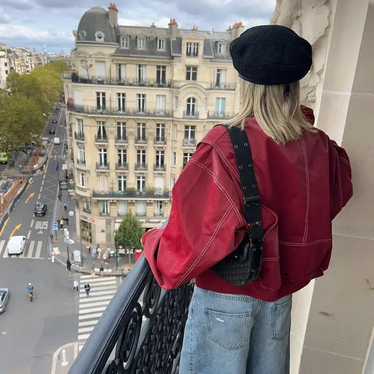 Vera - trendy rød damejakke i oversize-pasform