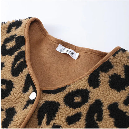 Leopardfrost - stilfuld vinterfrakke med leopardmotiv til modige kvinder