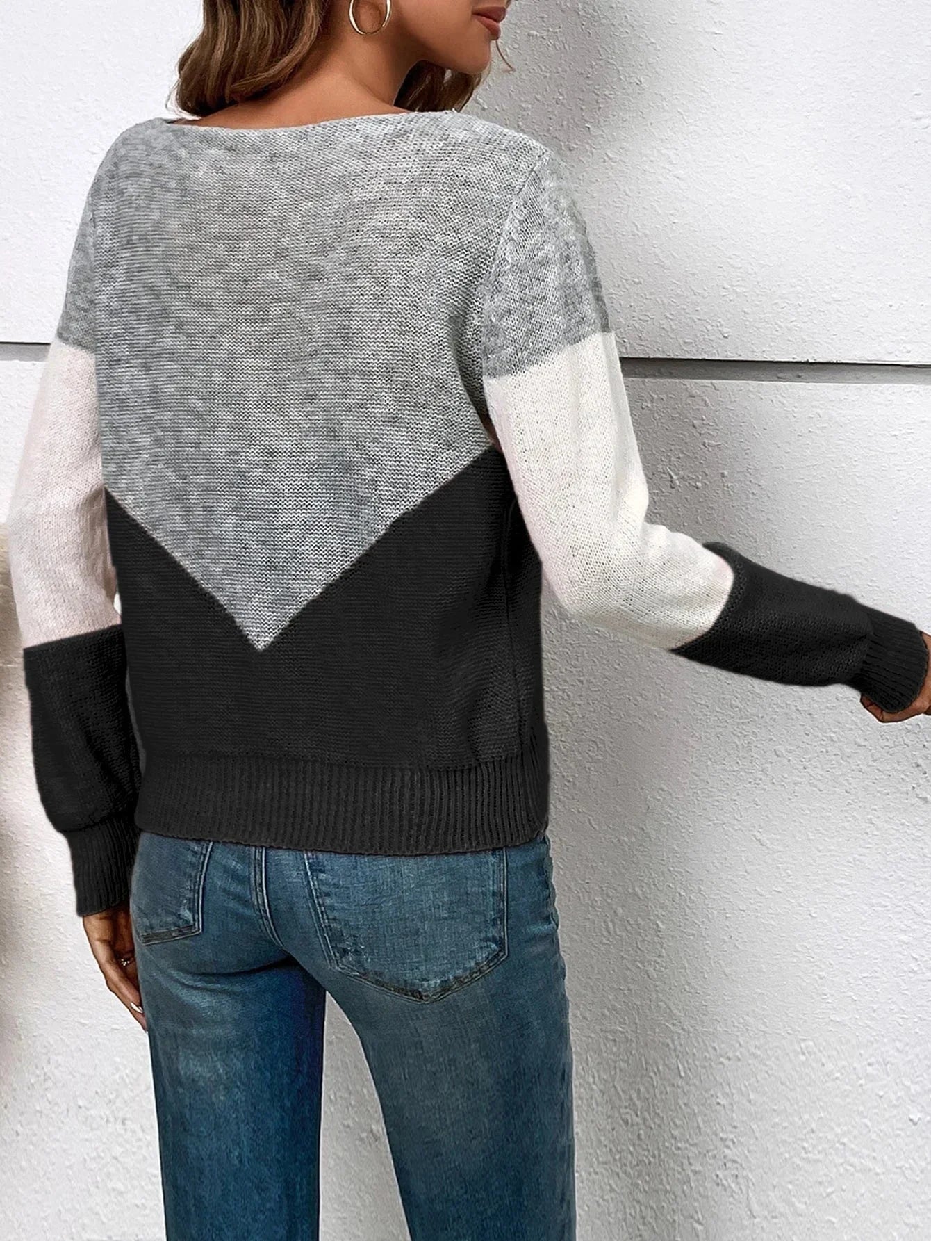 Strikket sweater med farveblok – damer