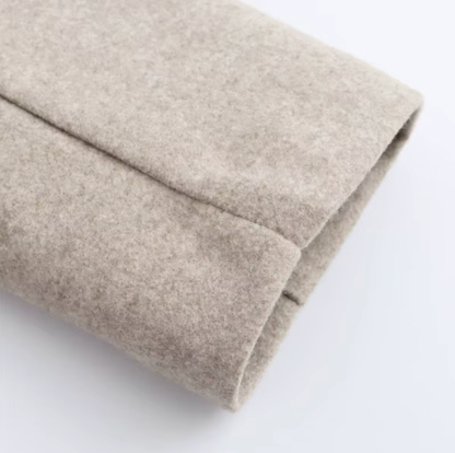 Gerd - klassisk vinterfrakke med beige bælte til kvinder