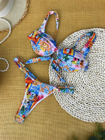 Natalie blå åndbar blomstret bikini