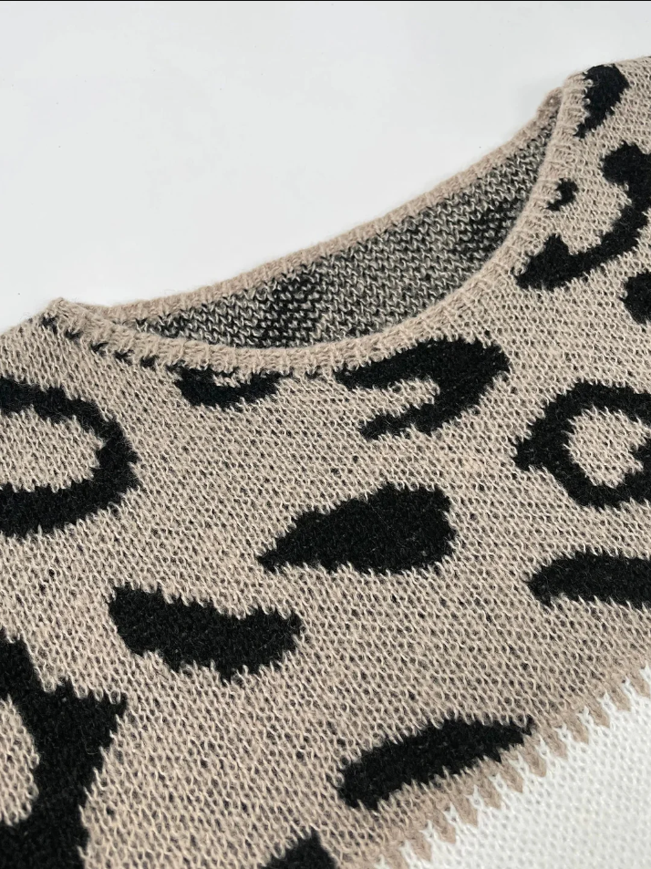 Katrin - iøjnefaldende dametrøje med leopardprint