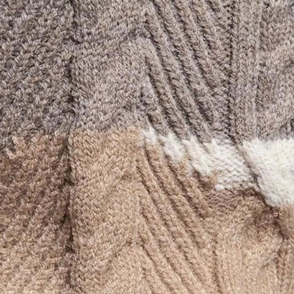 Ladislau - strikket herresweater med kontrastmønster