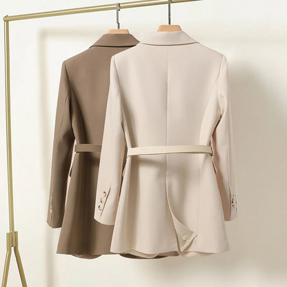 Avelina - elegant dameblazer
