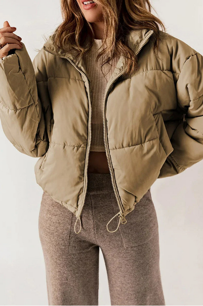 Lia – moderne pufferjakke fremstillet af materiale af høj kvalitet