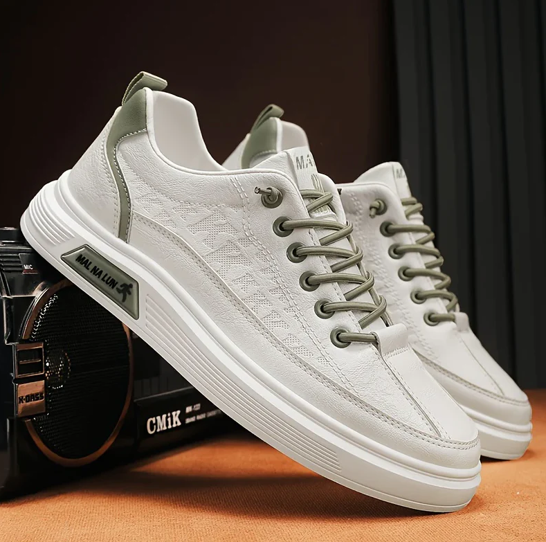 Ilya - behagelige skridsikre herresneakers