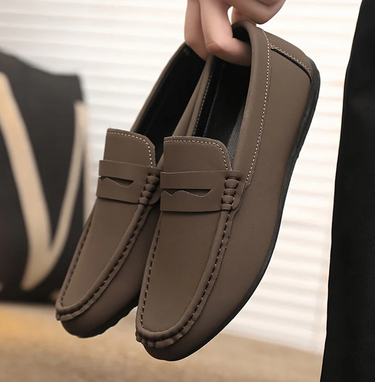 Elegante loafers til mænd i forskellige farver